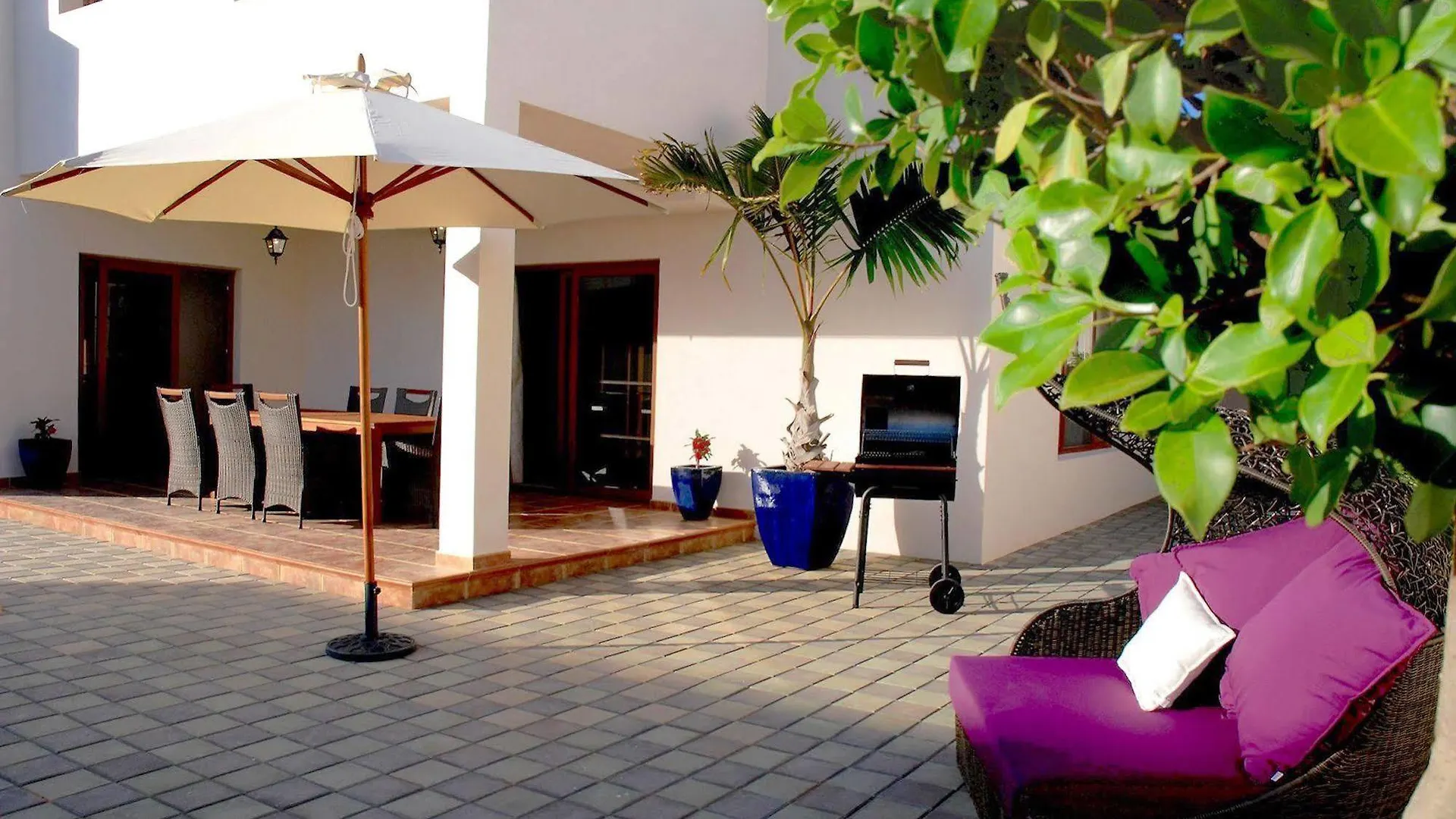 Las Caletas Village Costa Teguise 0*,  España